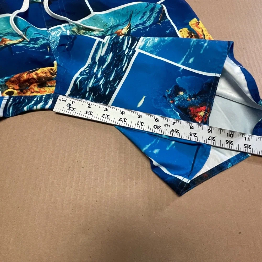 Guy Harvey AFTCO Bluewater Men's Board Shorts Size 30 Blue Marlin Photo Collage